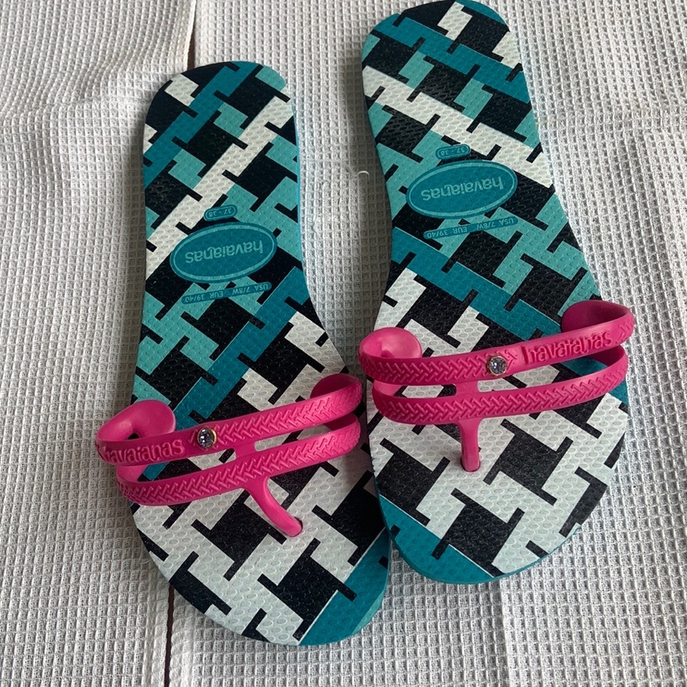 Brand new Havaianas slippers
